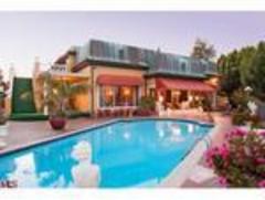 zsa zsa gabor bel-air mansion for sale but actress will stay